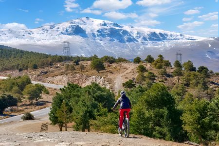 One day excurtion by mountain bike in the atlas